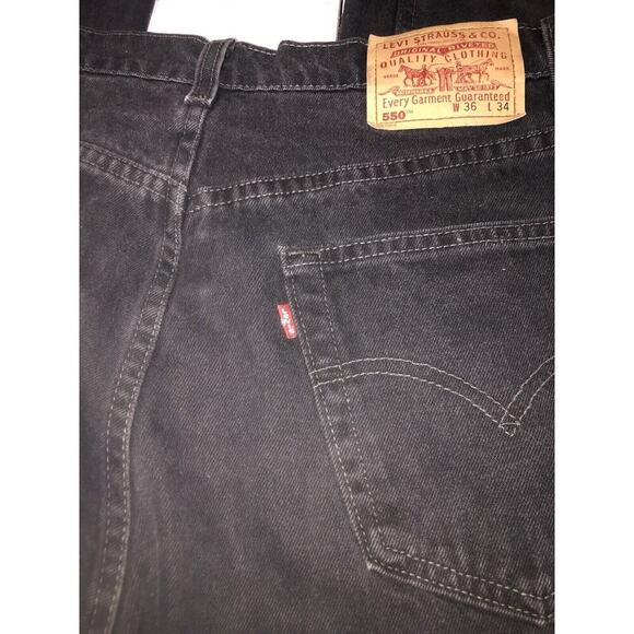 Vintage Levi’s 550 Black Relaxed Fit Denim Jeans Pants Made in Canada Size 36x34 - Picture 3 of 11